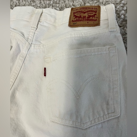 Levi's 501 original fit jeans in white/ivory - size 26 - Picture 5 of 5